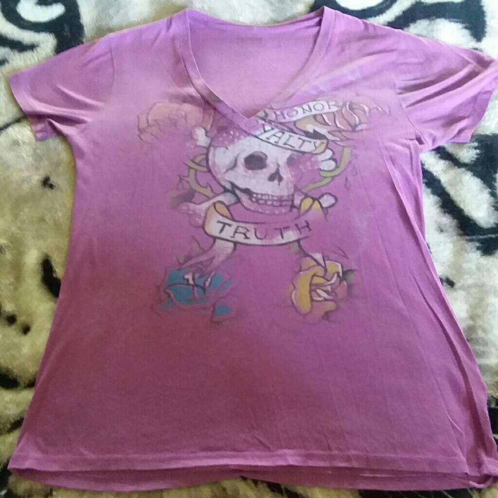 💀 Freeze Skull & Rose V-Neck T-Shirt 💀